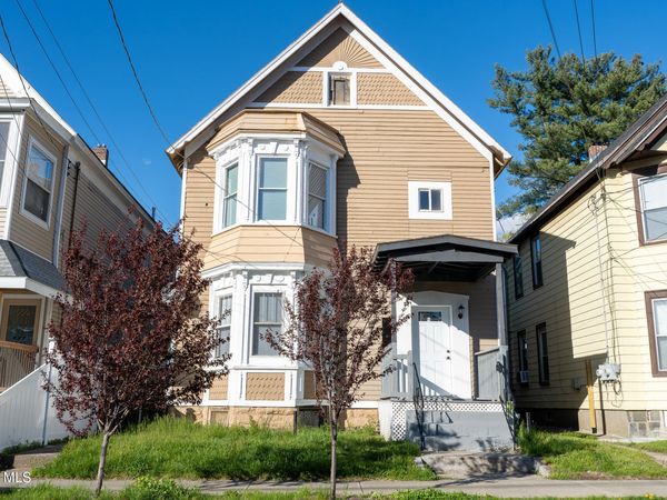 205 Victory Avenue, Schenectady, NY 12307