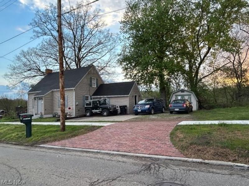 341 N Main Street, Magnolia, OH 44643 Photo 2