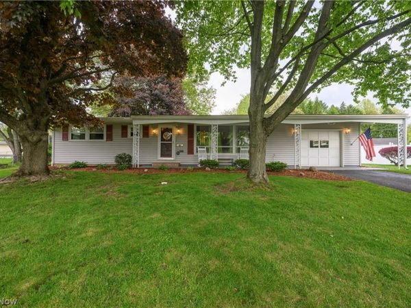 324 Lynn Circle NW, Canton, OH 44708