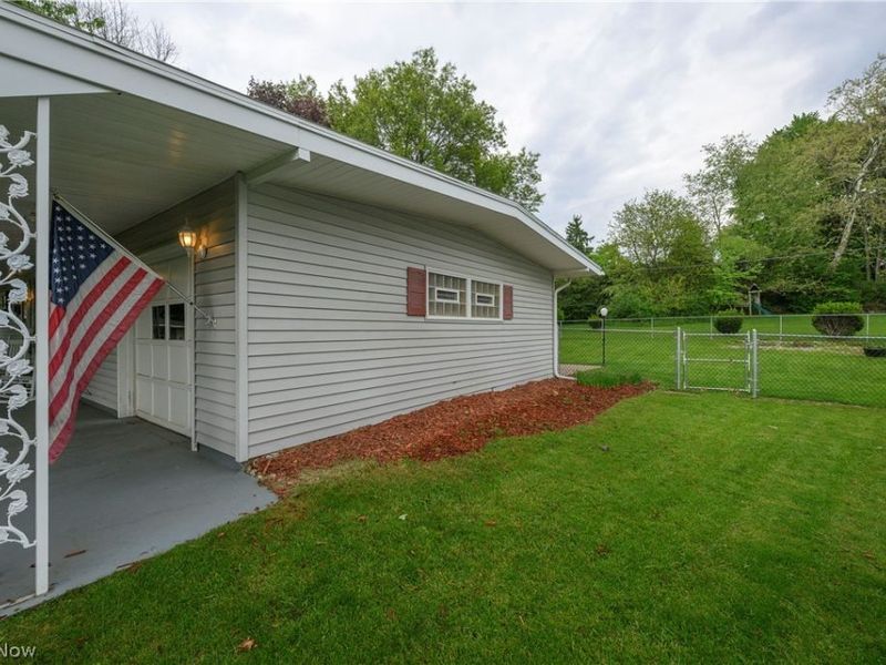 324 Lynn Circle NW, Canton, OH 44708 Photo 22