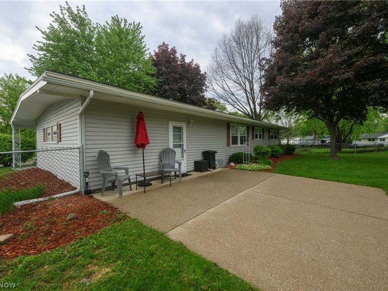 324 Lynn Circle NW, Canton, OH 44708 Photo 23