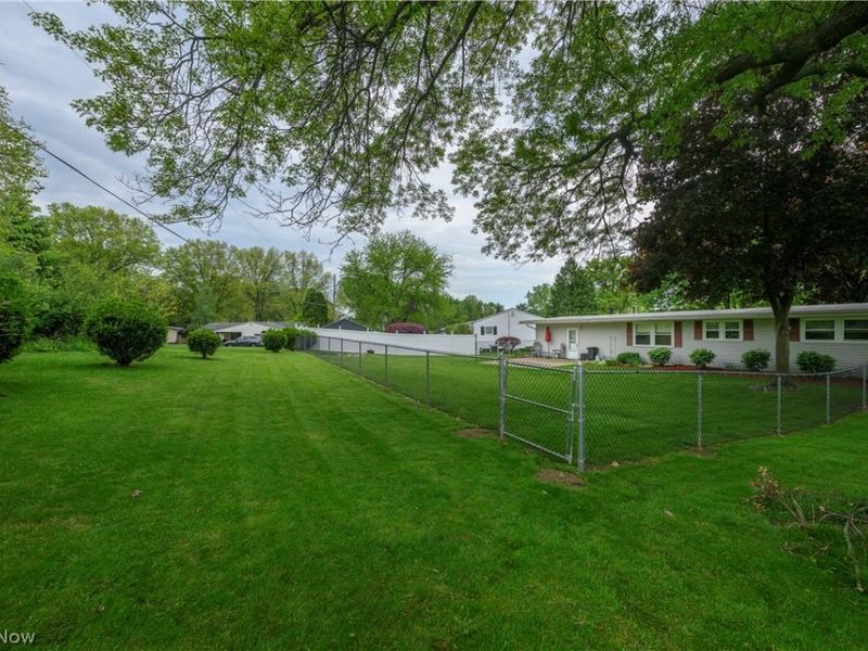 324 Lynn Circle NW, Canton, OH 44708 Photo 25