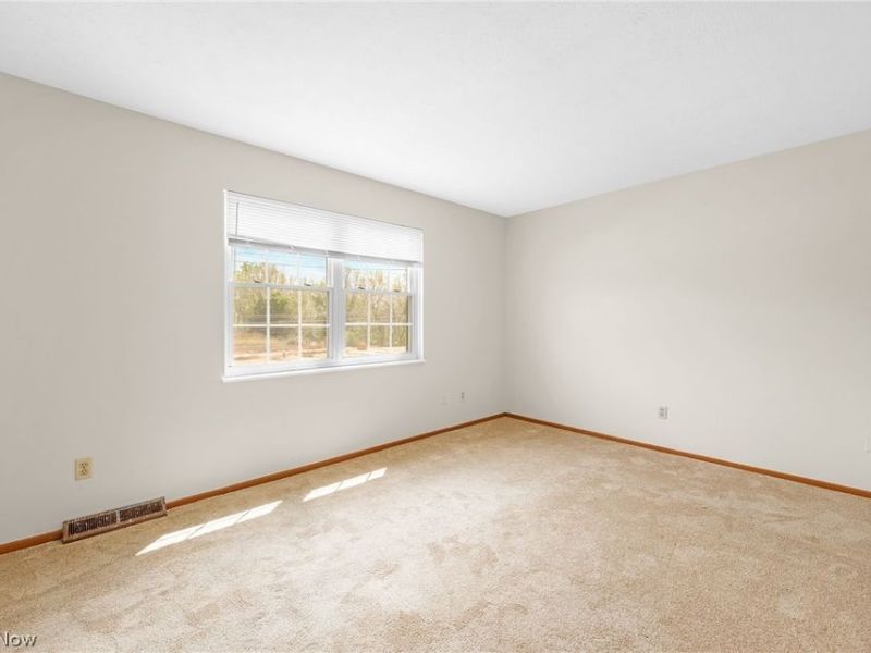 9020 Memphis Avenue, Brooklyn, OH 44144 Photo 14