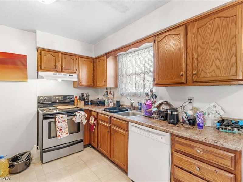 9020 Memphis Avenue, Brooklyn, OH 44144 Photo 26