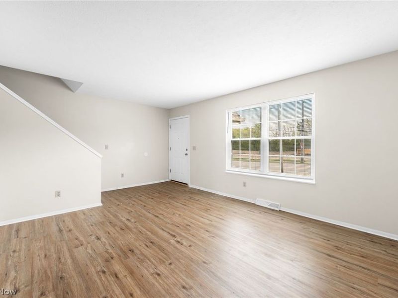 9020 Memphis Avenue, Brooklyn, OH 44144 Photo 4