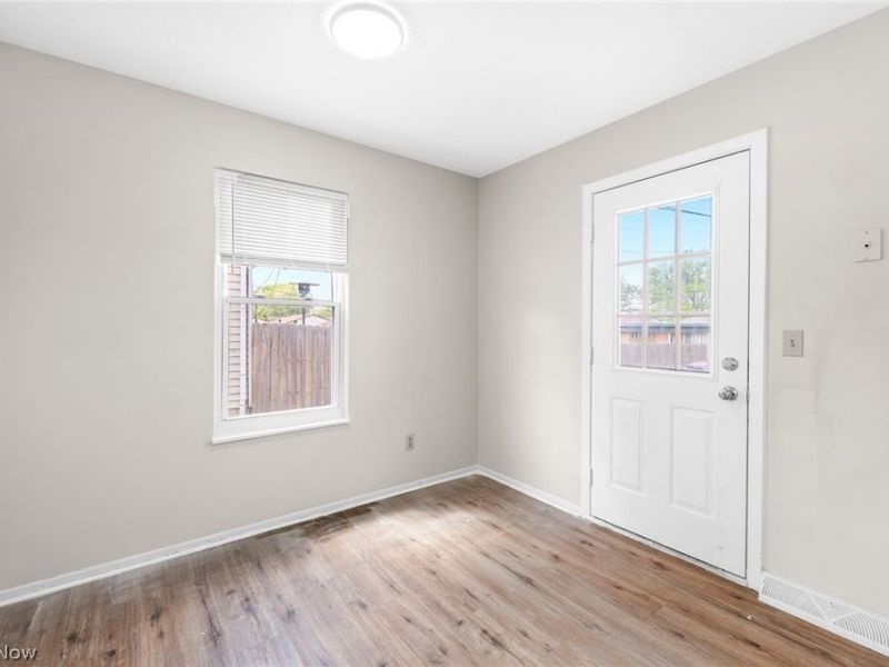 9020 Memphis Avenue, Brooklyn, OH 44144 Photo 8