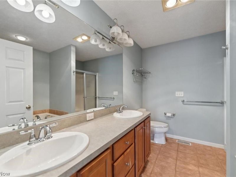 2672 Wyndgate Court, Unit 2672, Westlake, OH 44145 Photo 20