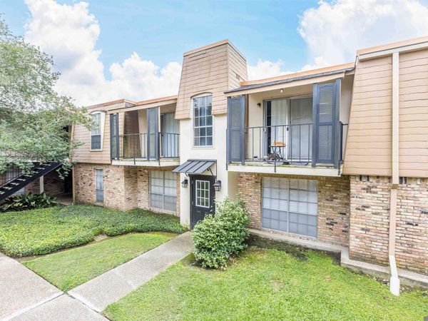 2100 College Dr, Unit #37, Baton Rouge, LA 70808