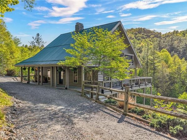 164 Deelani Trail , Fleetwood, NC 28626