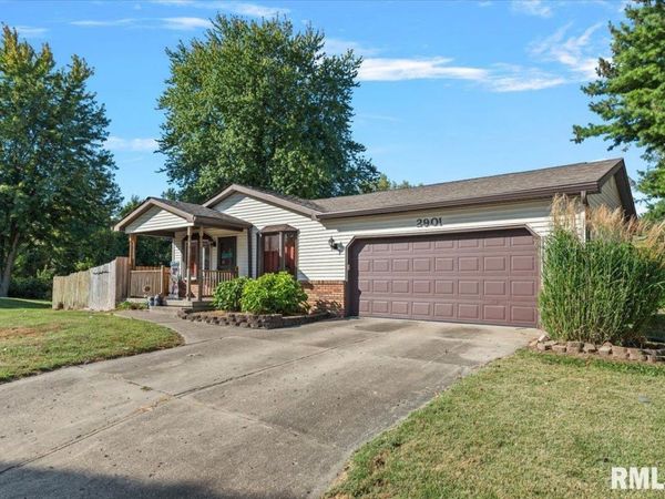 2901 ONTARIO Drive, Springfield, IL 62707