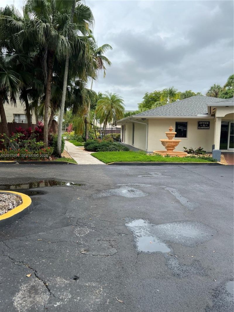 8307 SW 142nd Ave , Unit F103, Miami, FL 33183 Photo