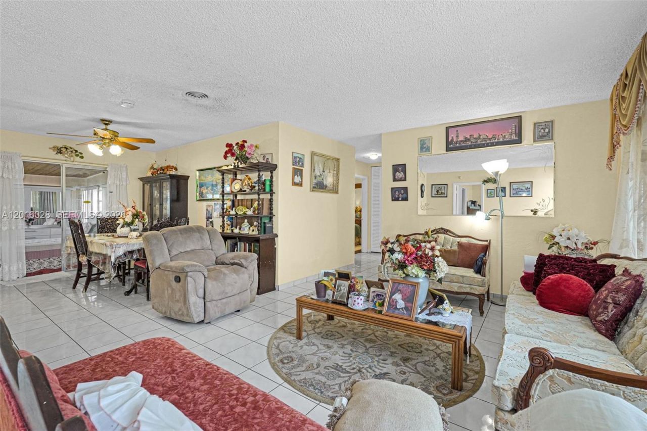 10565 SW 156th Ln, Miami, FL 33157 Photo