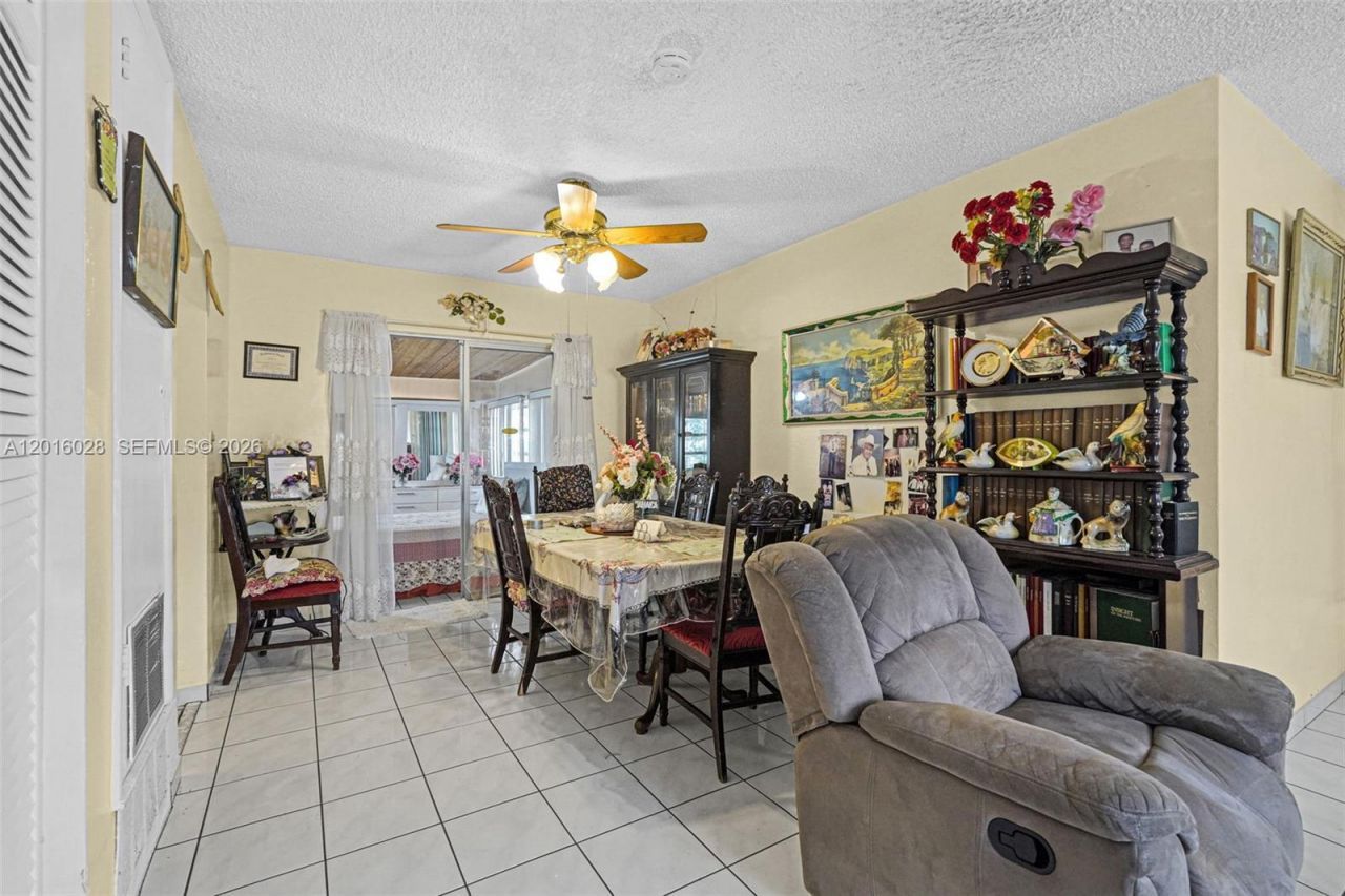10565 SW 156th Ln, Miami, FL 33157 Photo