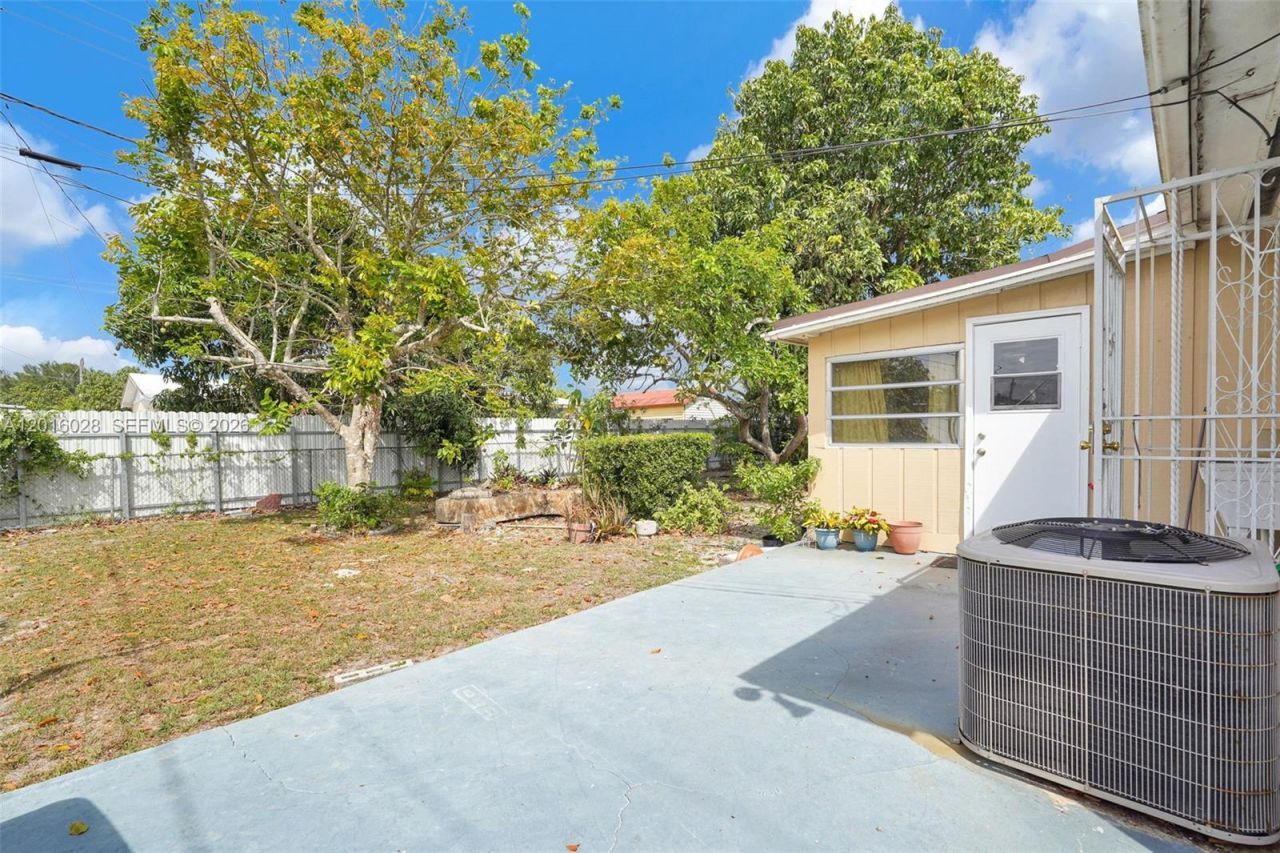 10565 SW 156th Ln, Miami, FL 33157 Photo