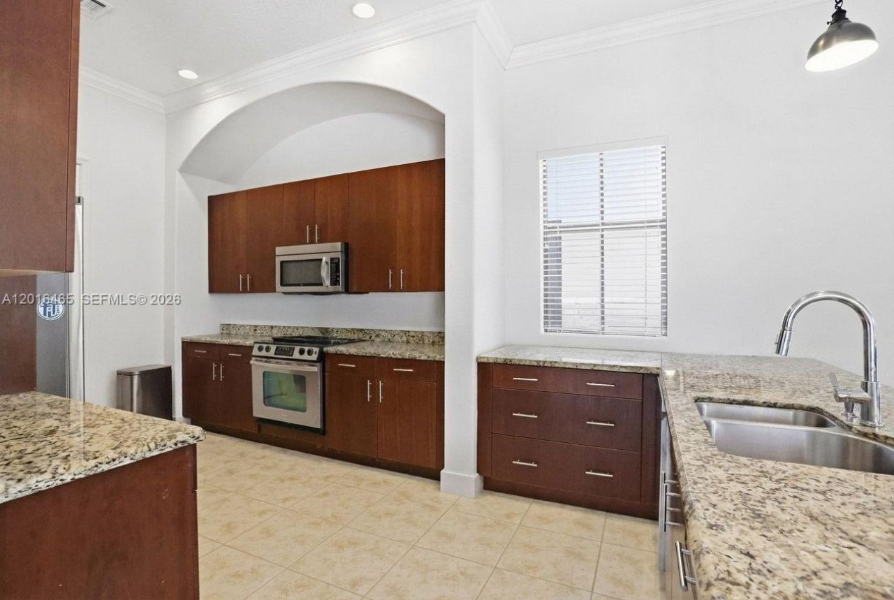 3296 NW 83rd Way , Cooper City, FL 33024 Photo