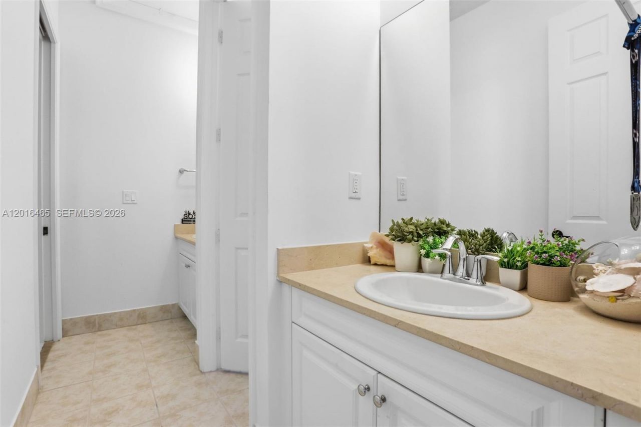 3296 NW 83rd Way , Cooper City, FL 33024 Photo
