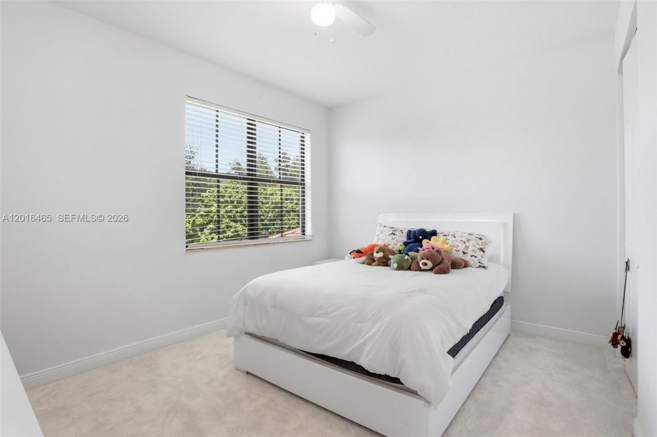 3296 NW 83rd Way , Cooper City, FL 33024 Photo