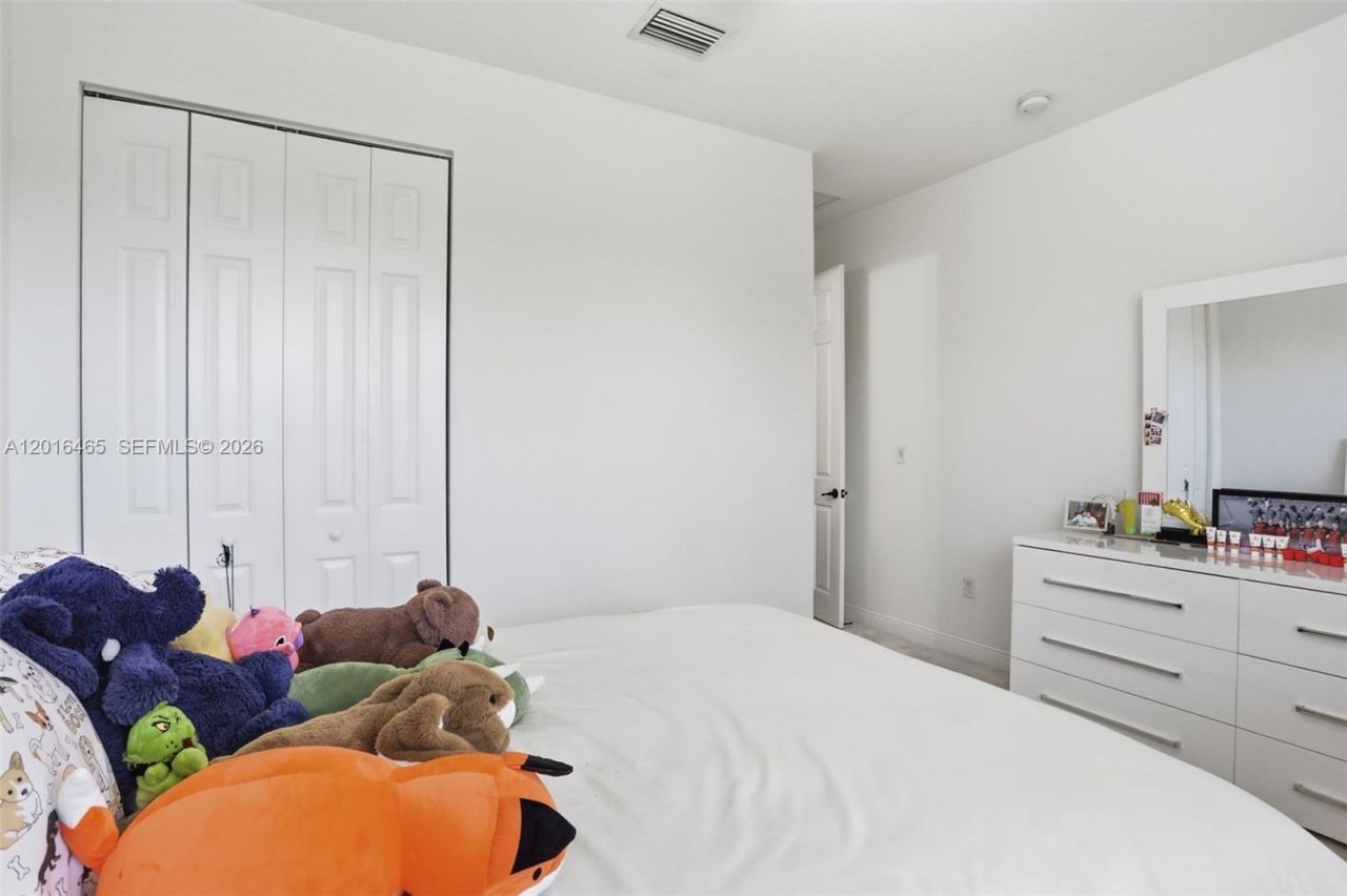 3296 NW 83rd Way , Cooper City, FL 33024 Photo