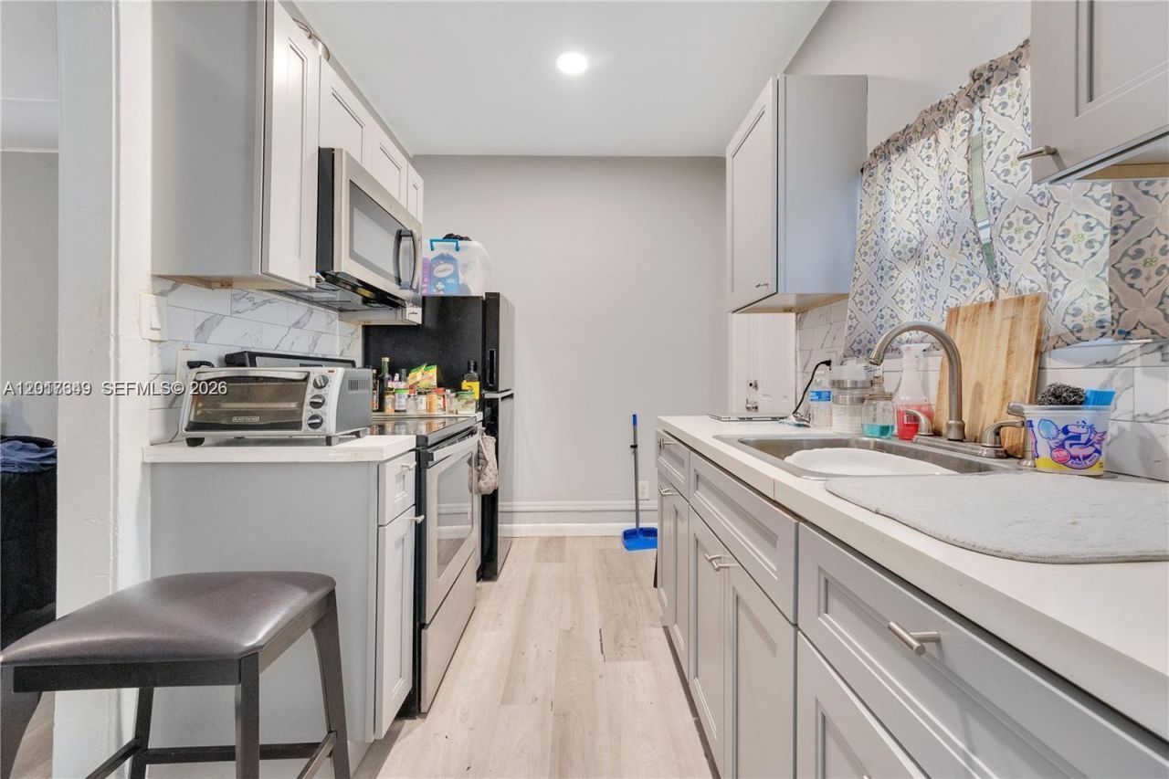 35 NW 57th St , Miami, FL 33127 Photo