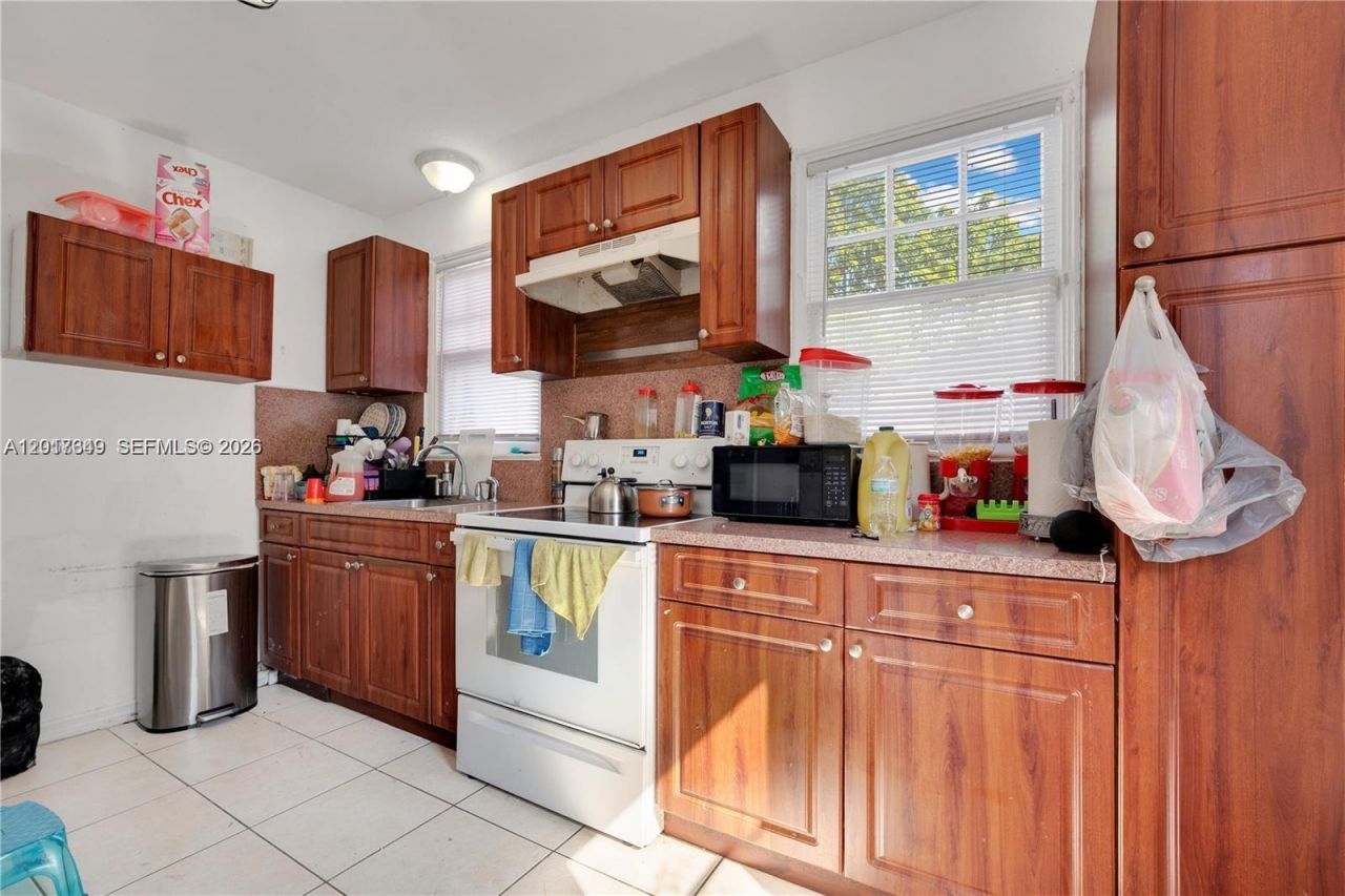 35 NW 57th St , Miami, FL 33127 Photo