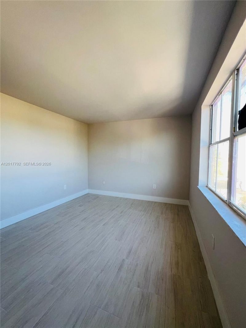 380 NW 85th Pl , Unit 1406, Miami, FL 33126 Photo