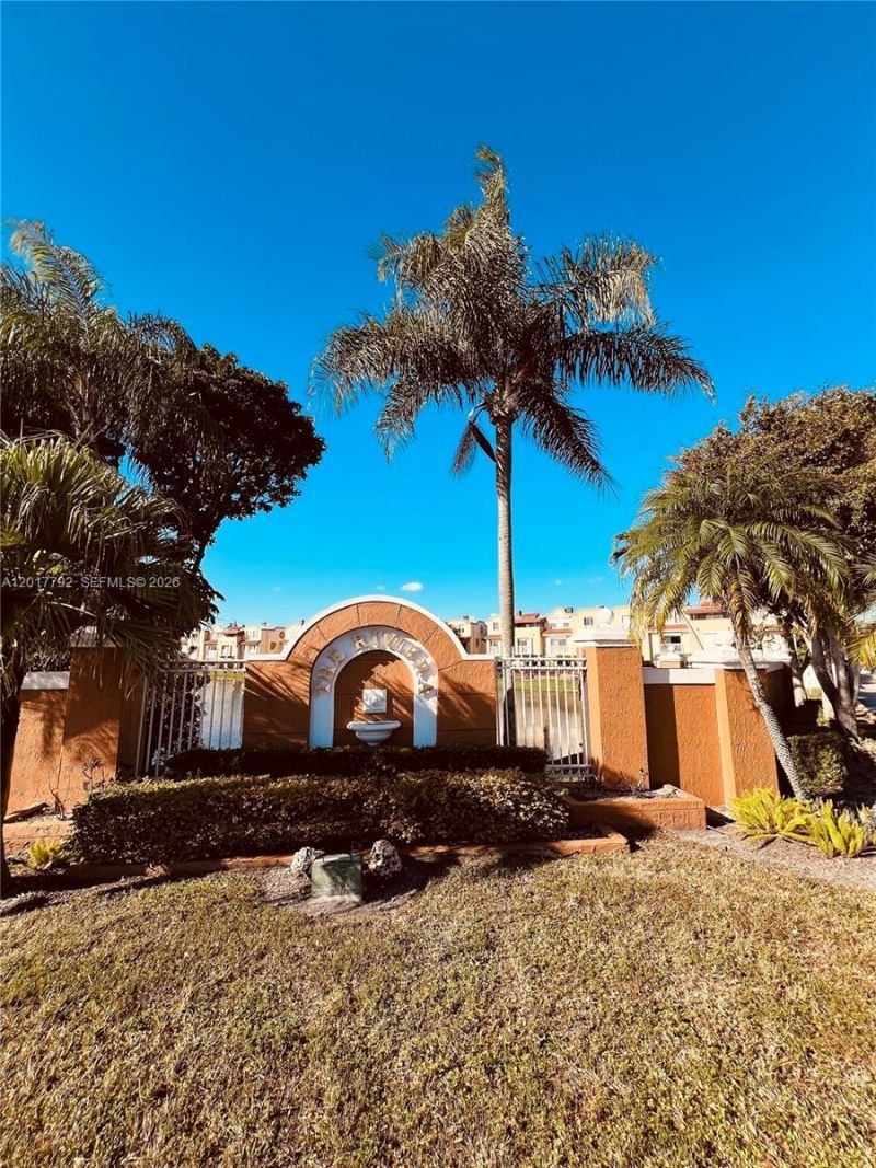 380 NW 85th Pl , Unit 1406, Miami, FL 33126 Photo