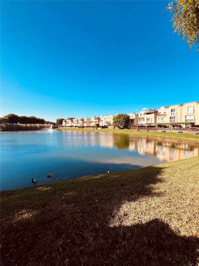380 NW 85th Pl , Unit 1406, Miami, FL 33126 Photo