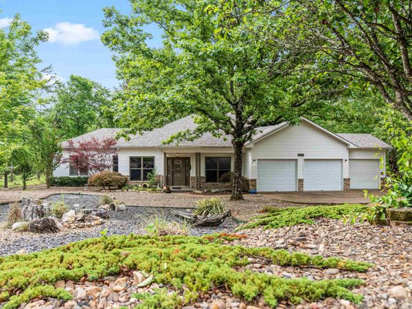 230 Pizarro Drive, Hot Springs Village, AR 71909