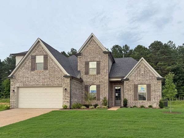 115 RIDGEFIELD DR, Oakland, TN 38060