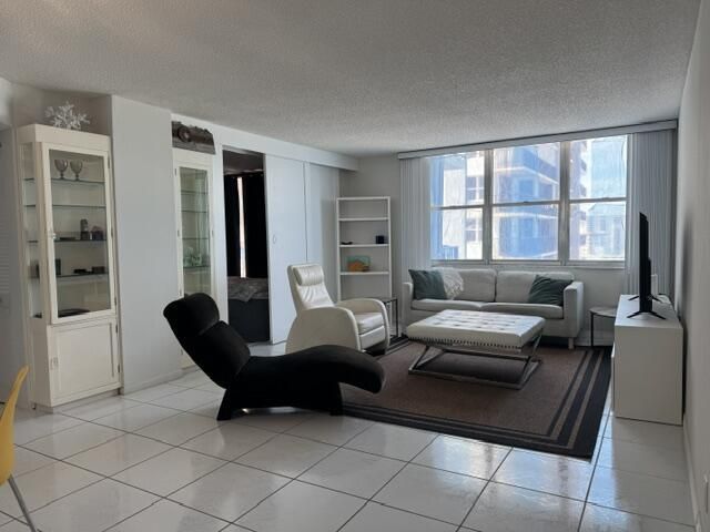 2201 S Ocean Drive, Unit 1705, Hollywood, FL 33019 Photo
