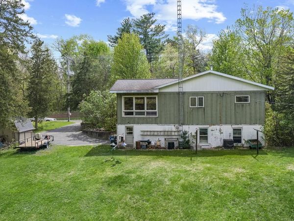 719 Silver Lake Drive, Portage, WI 53901