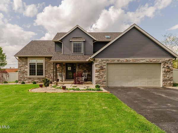 2318 Chestnut Lane , Findlay, OH 45840