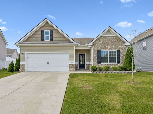 2989 Timewinder Way, Columbia, TN 38401