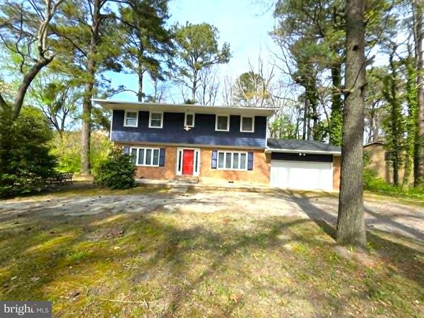 8241 ROBIN HOOD DRIVE , SALISBURY, MD 21804