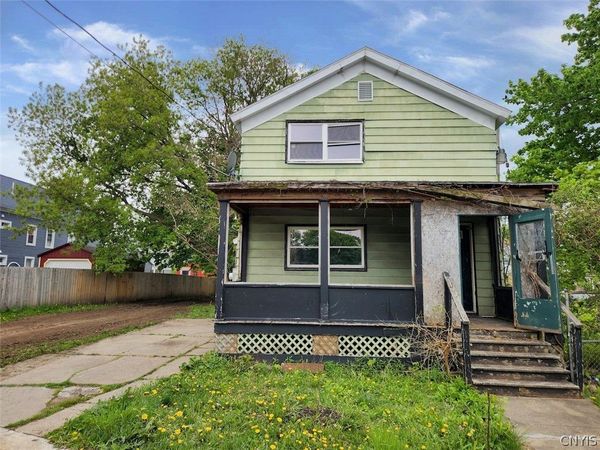 10 Johnson Park , Utica, NY 13501