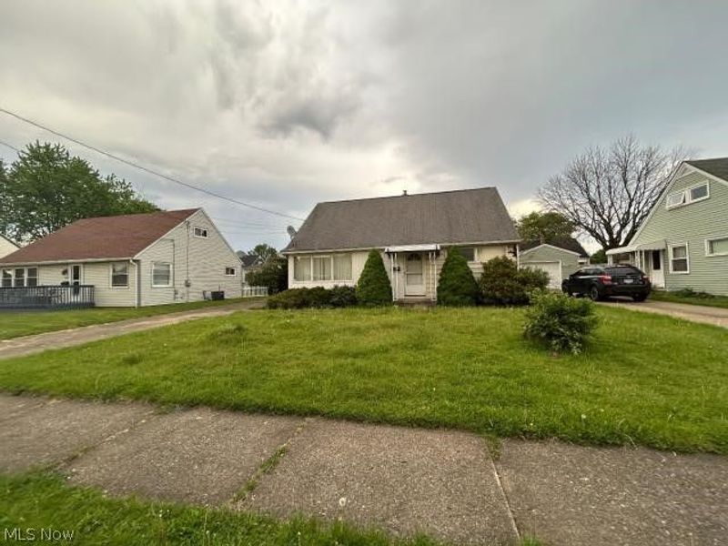 1226 Valleyview Avenue SW, Canton, OH 44710 Photo 2
