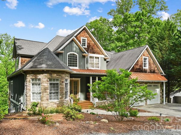 314 Woodland Drive, Swannanoa, NC 28778