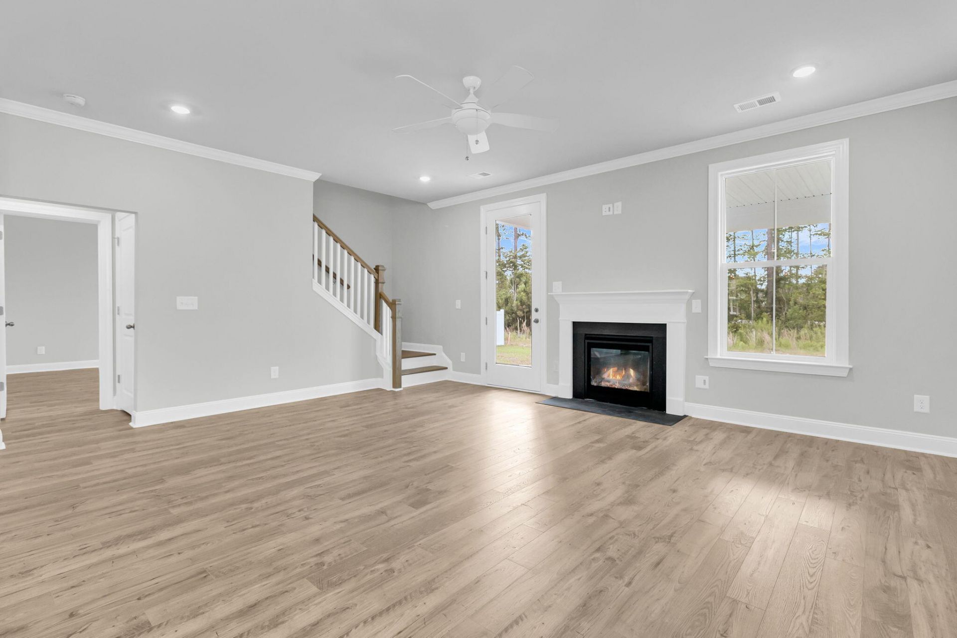 733 Maynard Lane Photo 19