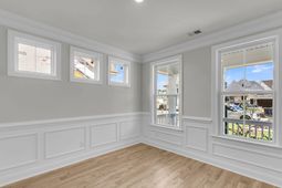 733 Maynard Lane photo 4