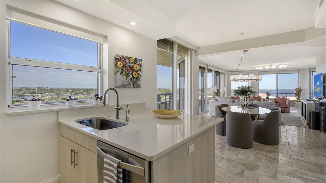 3060 Grand Bay Boulevard, Unit 172, Longboat Key, FL 34228 Photo
