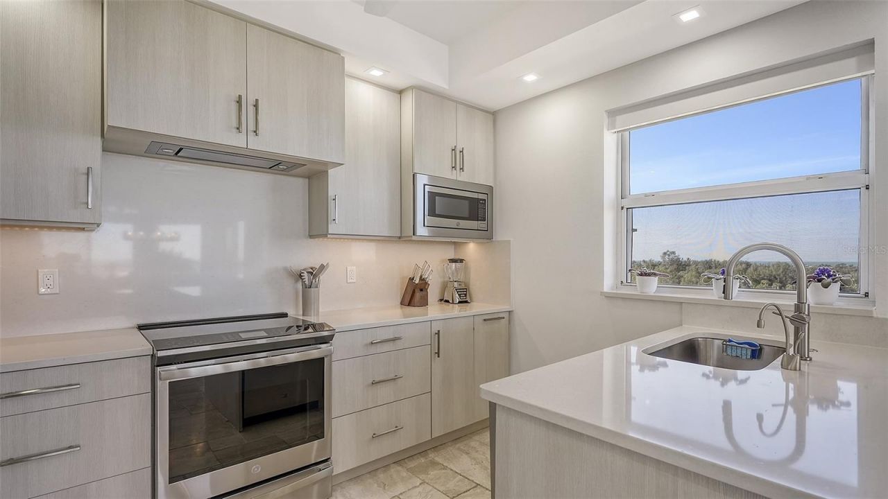 3060 Grand Bay Boulevard, Unit 172, Longboat Key, FL 34228 Photo