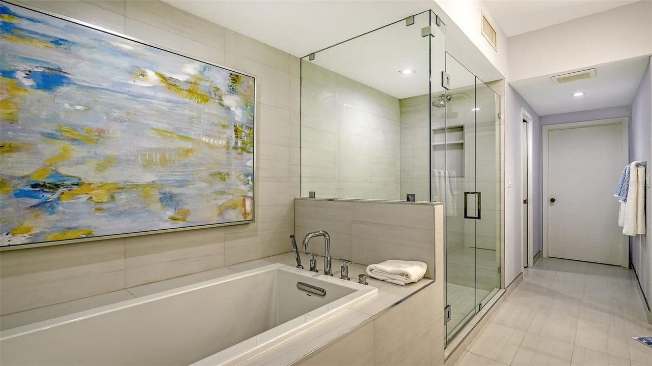 3060 Grand Bay Boulevard, Unit 172, Longboat Key, FL 34228 Photo