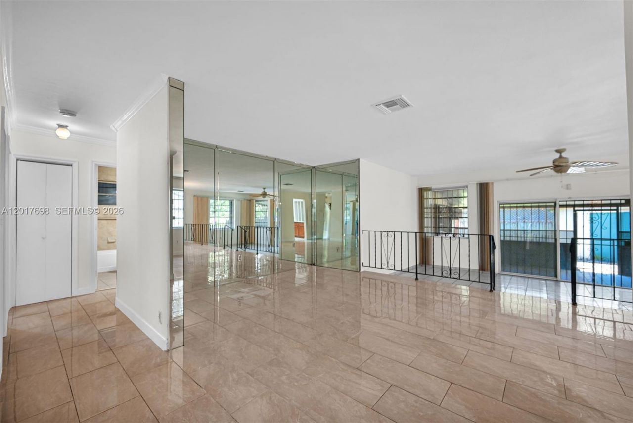 244 NW 43rd St , Miami, FL 33127 Photo