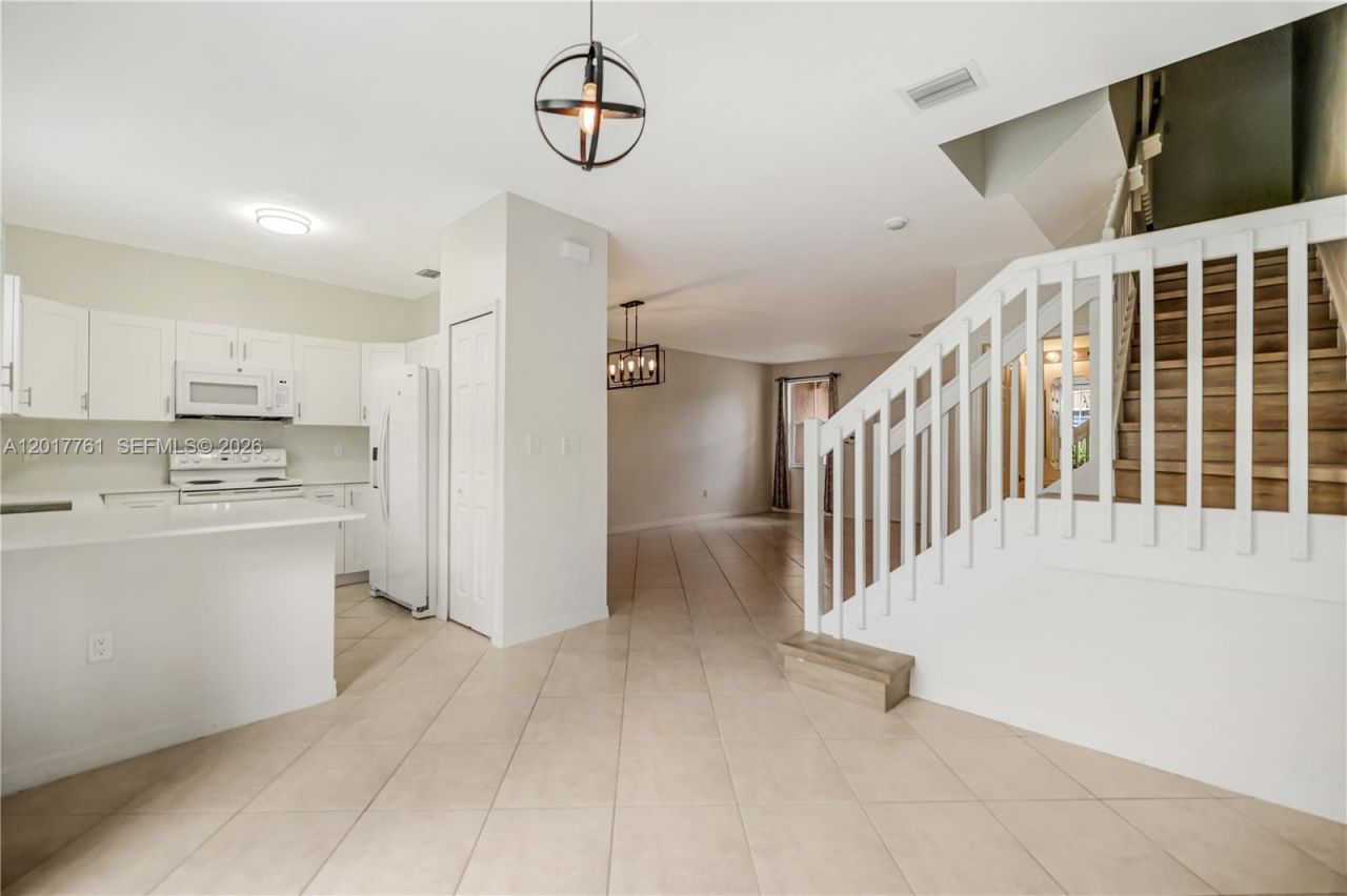 12172 SW 124th Path , Miami, FL 33186 Photo