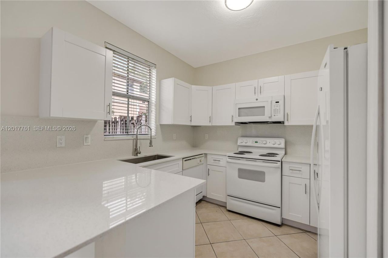 12172 SW 124th Path , Miami, FL 33186 Photo