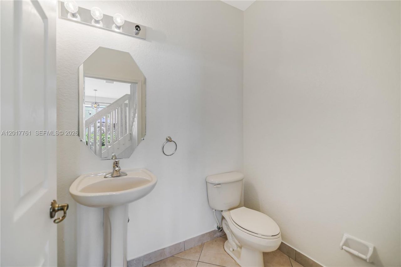 12172 SW 124th Path , Miami, FL 33186 Photo