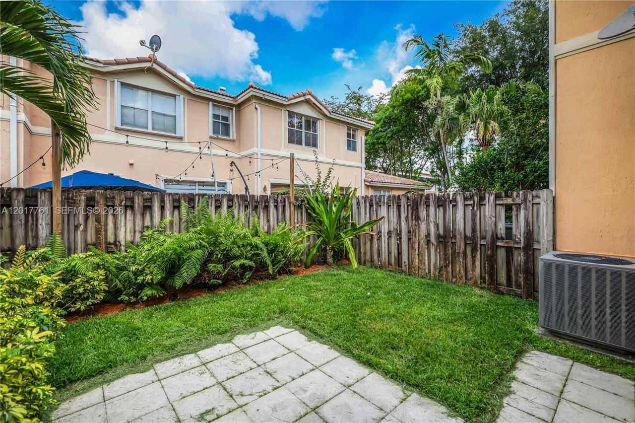 12172 SW 124th Path , Miami, FL 33186 Photo