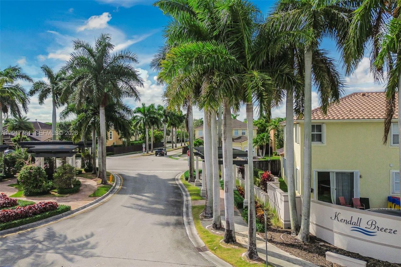 12172 SW 124th Path , Miami, FL 33186 Photo