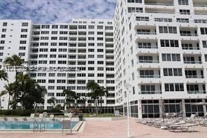 5005 Collins Ave , Unit 1422, Miami Beach, FL 33140 Photo