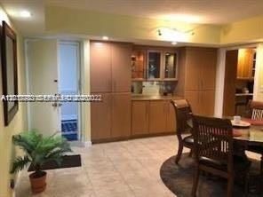 5005 Collins Ave , Unit 1422, Miami Beach, FL 33140 Photo
